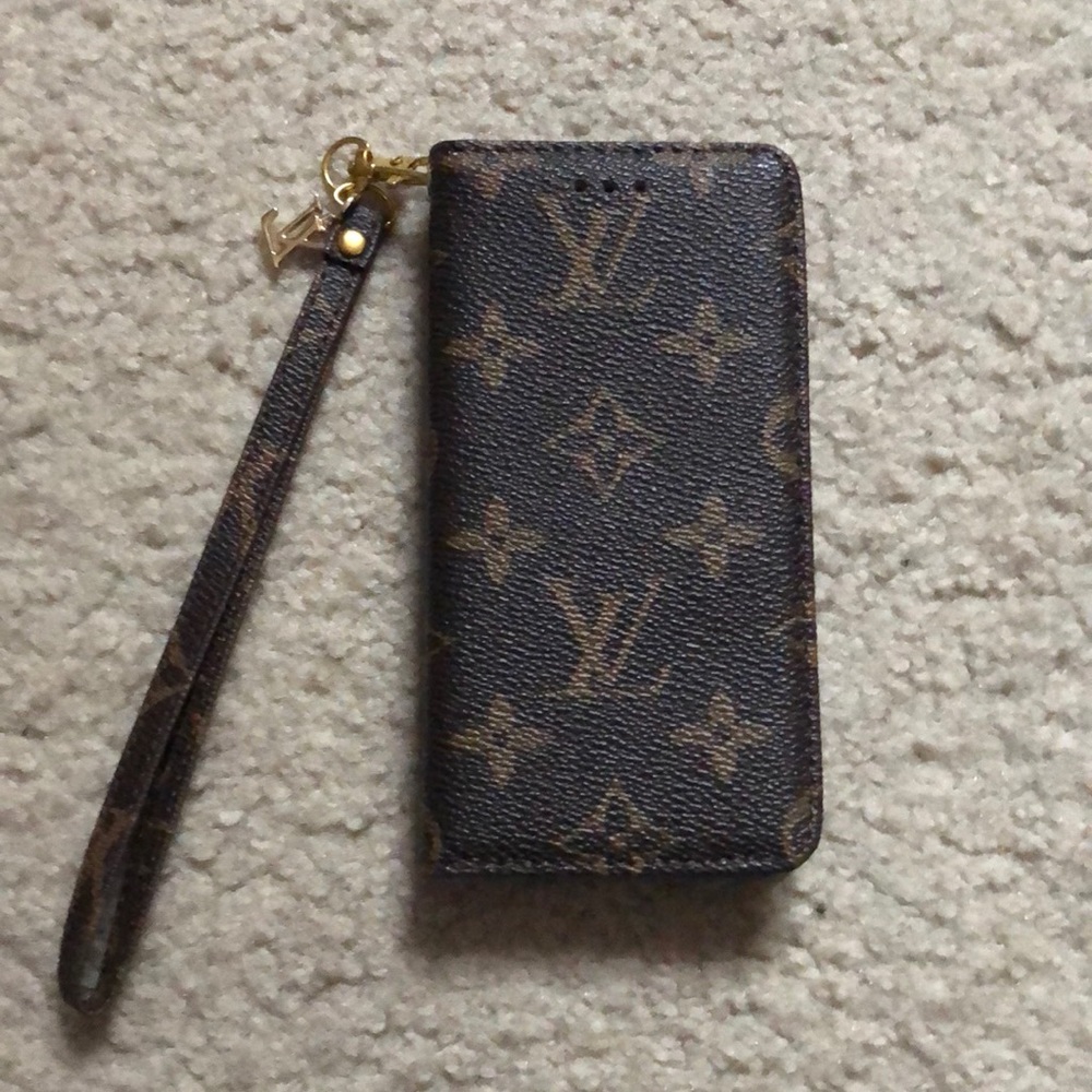 iPhone 7 Louis Vuitton case super cute